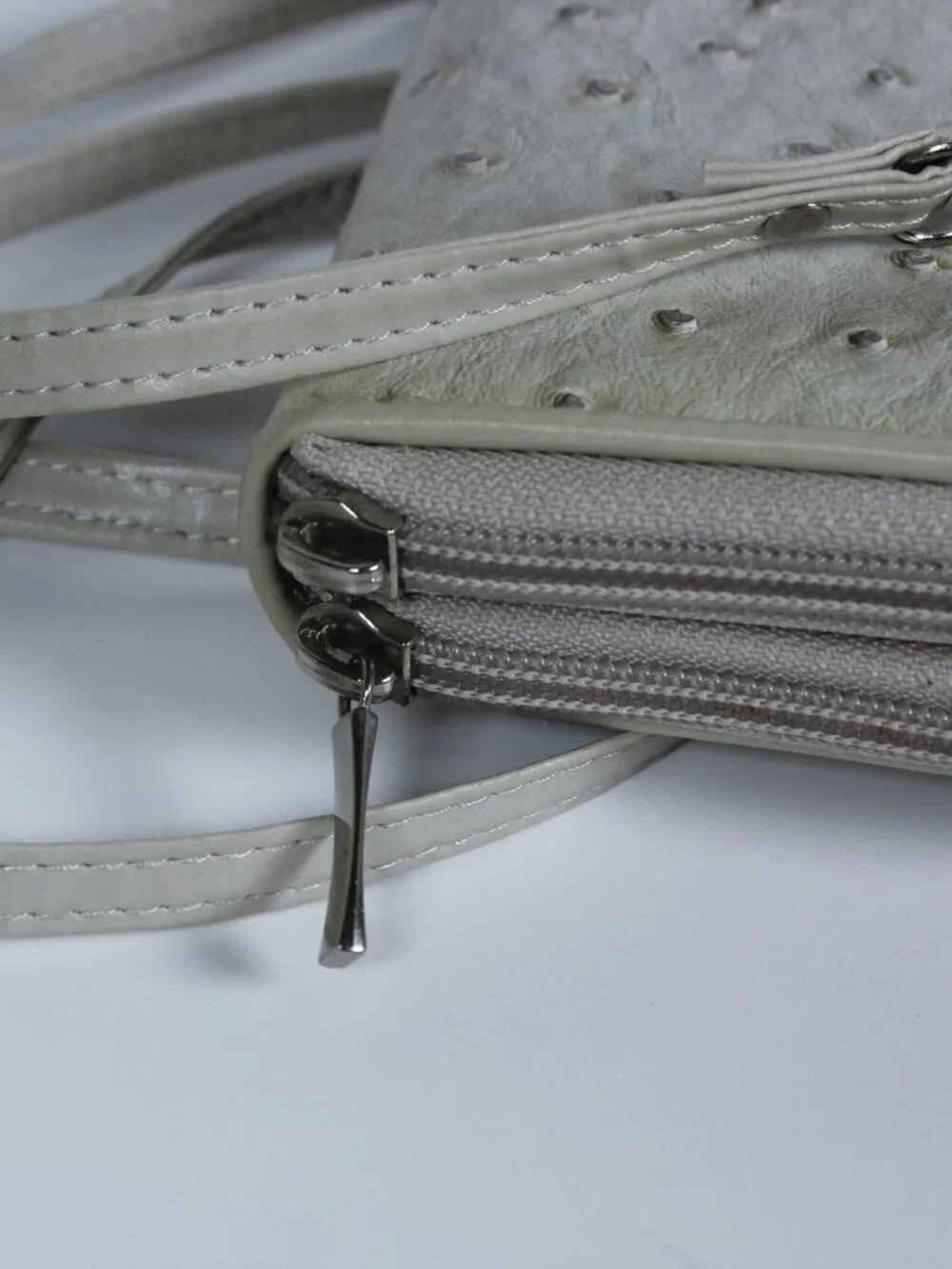 Roberta Viviani add touch